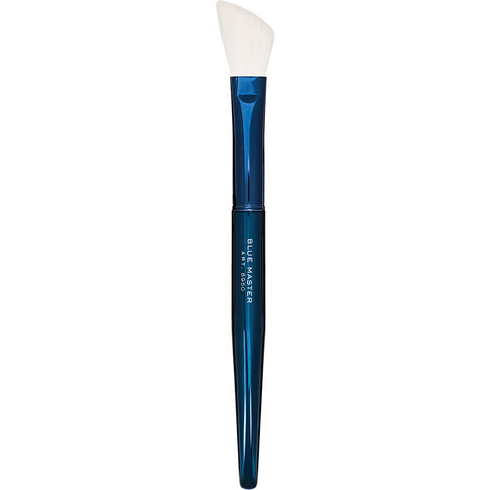Blue Master Contoured Blusher Brush / Contorno